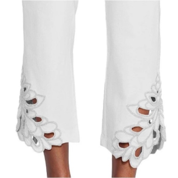 John Mark Plus Stretch Straight Leg Embroidered Eyelet Hem Cropped Pull-On Pants - Picture 16 of 16